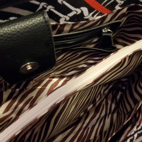 Red,white,black Tote - Picture 5 of 8